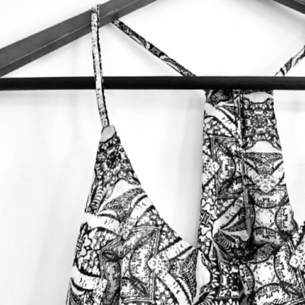 nordstrom Sun & Shadow Top XS Double Layer Halter Printed Modern Family Haley - Picture 6 of 13